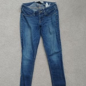 Hollister Skinny Jeans size 24